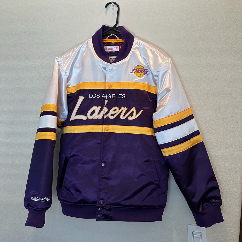 Mitchell and Ness Los Angeles Lakers Satin Jacket -Youth Large 14/16
